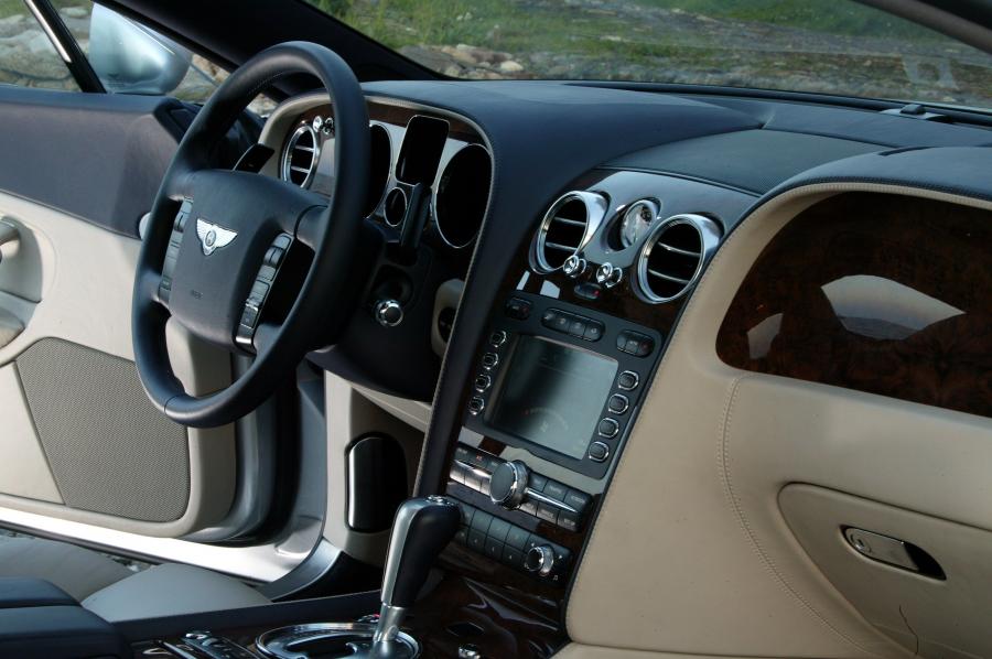  Bentley Continental GT 2003 года  (фото 45 из 241)